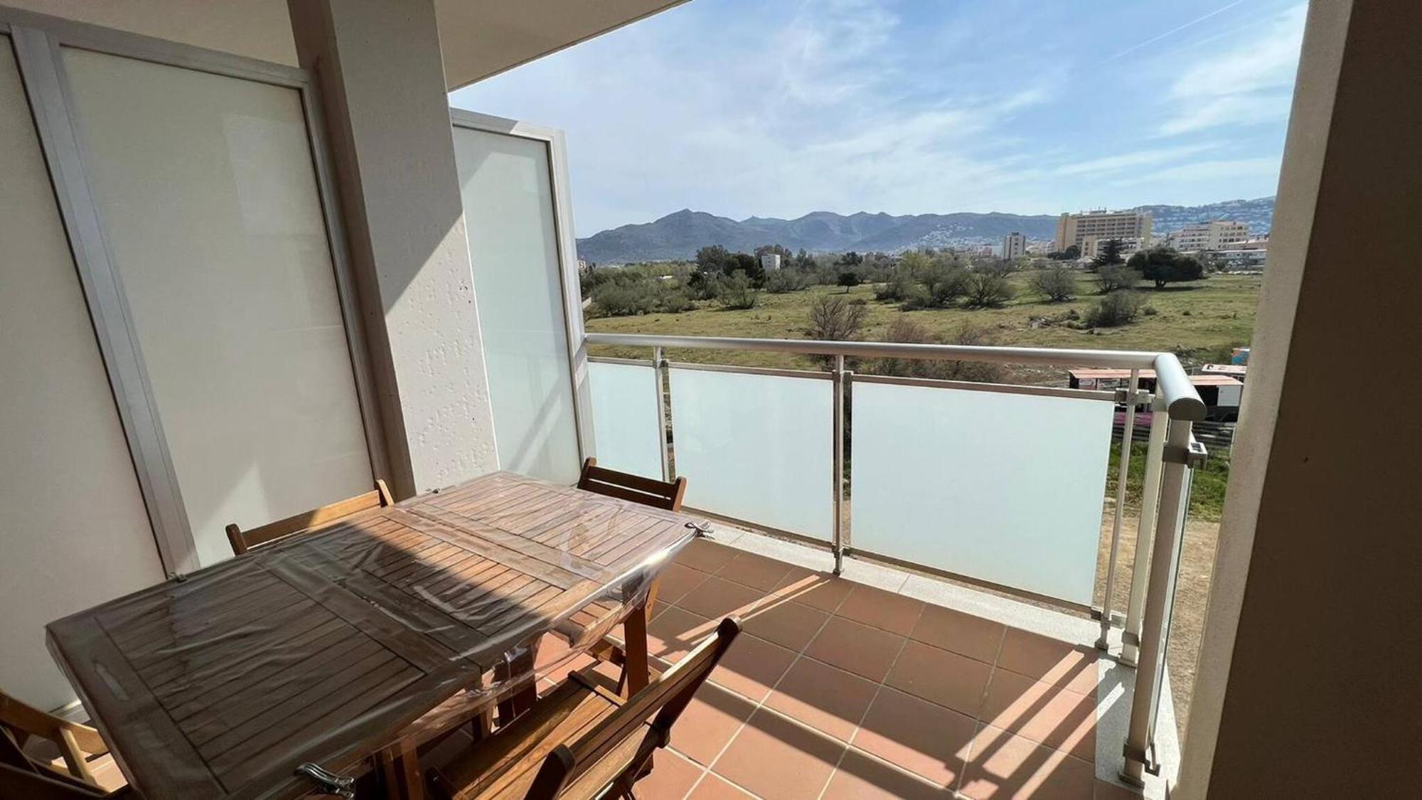 Apartamento Acogedor Con Piscina En Santa Margarita Roses Dış mekan fotoğraf