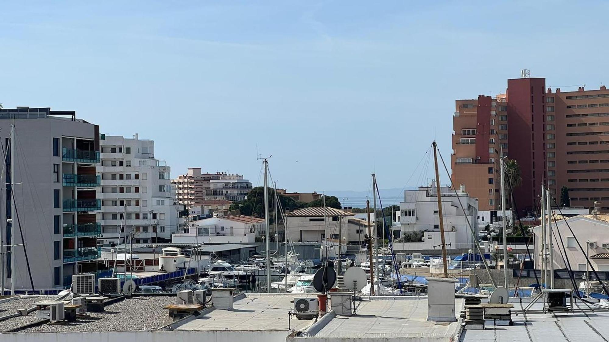 Apartamento Acogedor Con Piscina En Santa Margarita Roses Dış mekan fotoğraf